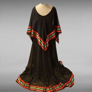 Foklorico Ranchero Dress